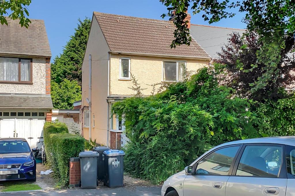 Main Road, Ansty, Coventry 2 bed semidetached house £200,000