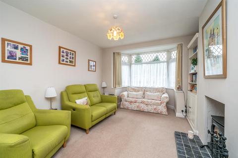 3 bedroom semi-detached house for sale - Winton Drive, Croxley Green, Rickmansworth