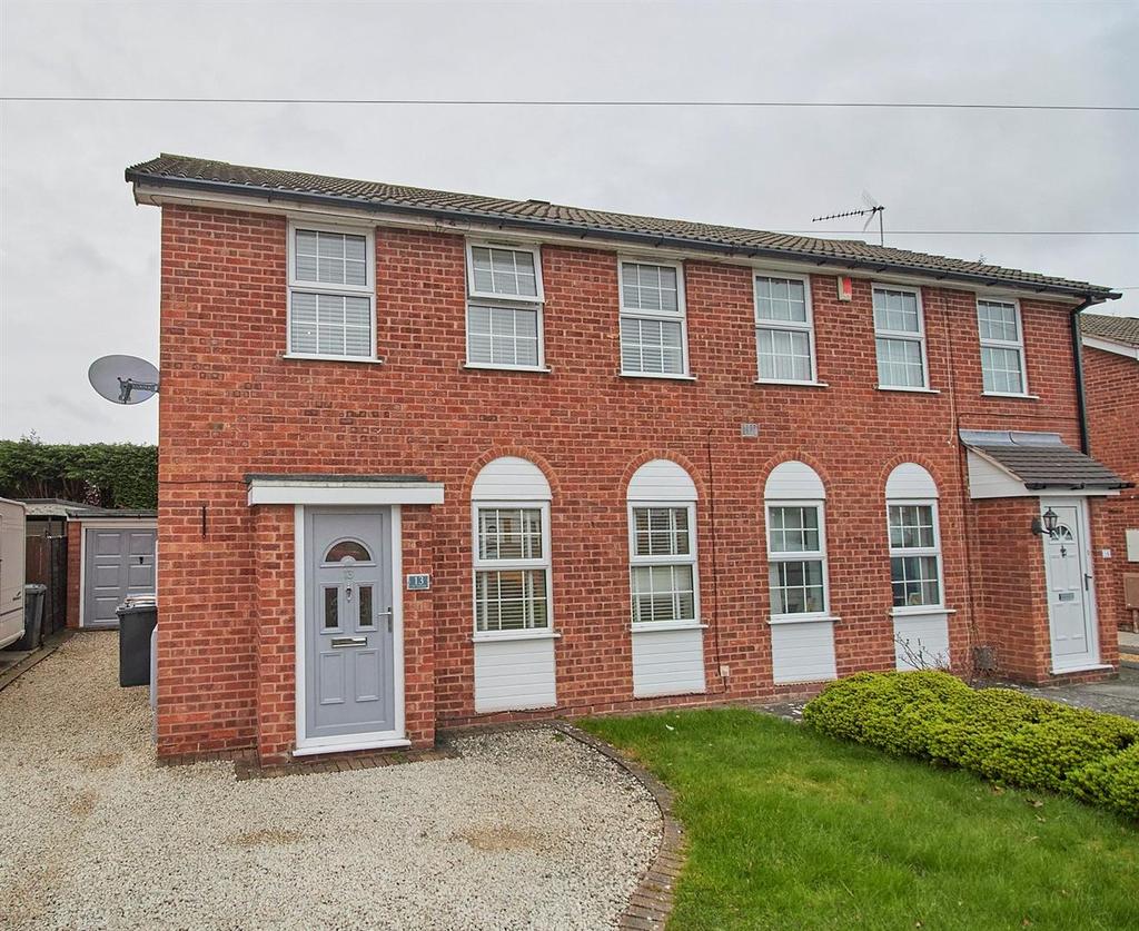 The Ridgeway, Burbage 3 bed semidetached house £270,000