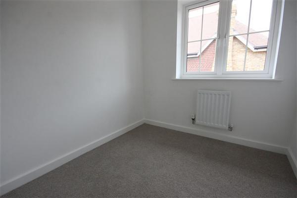 Bed 3.jpg