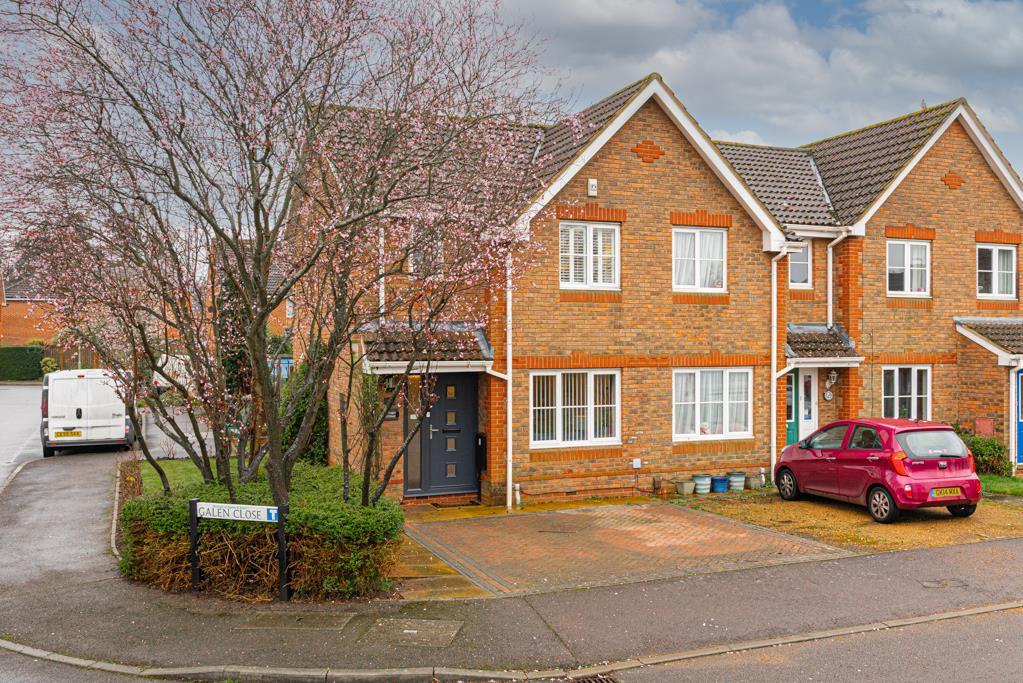 Galen Close, Epsom 2 bed end of terrace house £525,000