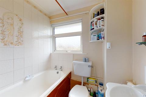 18 Arden Road, Faversham, ME13 8DB