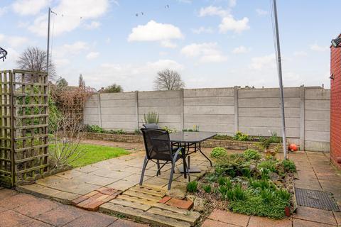 18 Arden Road, Faversham, ME13 8DB