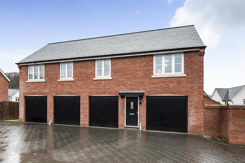 Salmons Leap, Dartington, Totnes 2 bed detached house £315,000