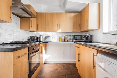 29 Poole Road, Epsom, KT19 9SQ