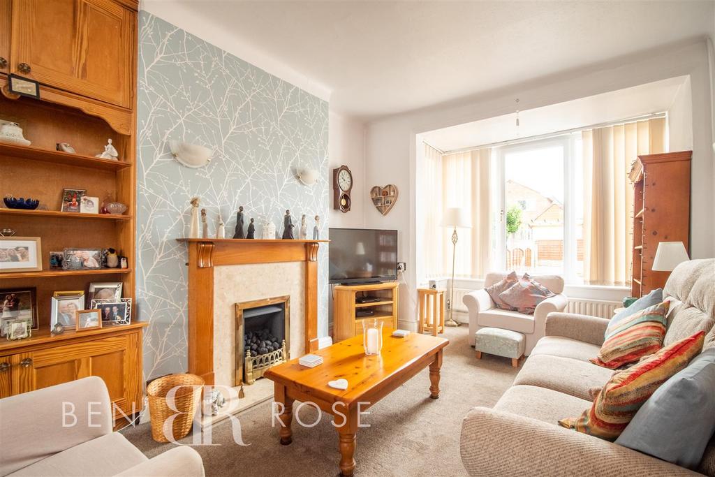 Bow Lane, Leyland 3 bed semidetached house £300,000