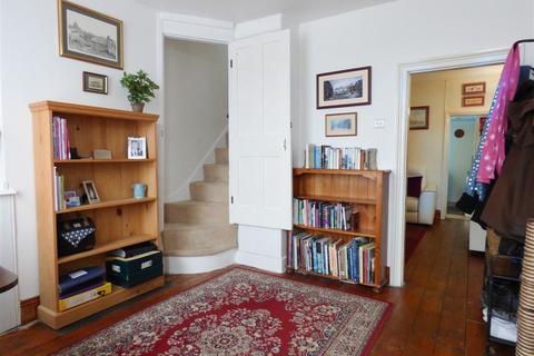 72 Napier Road, Northfleet, Gravesend, DA11 7BY
