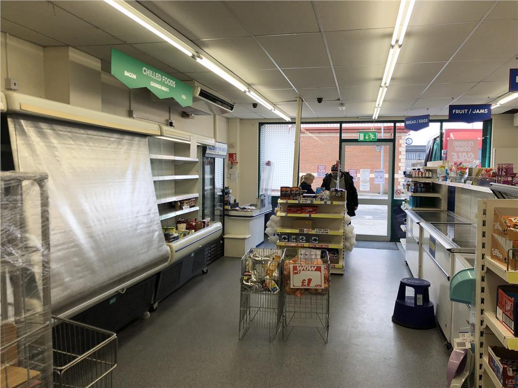 Units 9 10, Laithes Lane Shopping Centre, Laithes Lane, New Lodge, Barnsley, S71 3AD Shop £