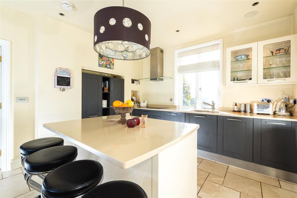 Kit/Breakfast Room
