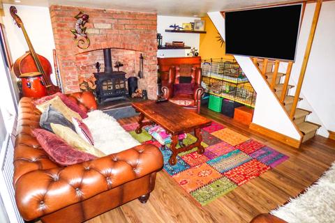 3 Wylam Terrace, Stanley, DH9 0EF