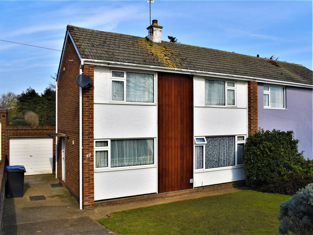 Windermere Avenue, Ramsgate, CT11 3 bed semidetached house £315,000