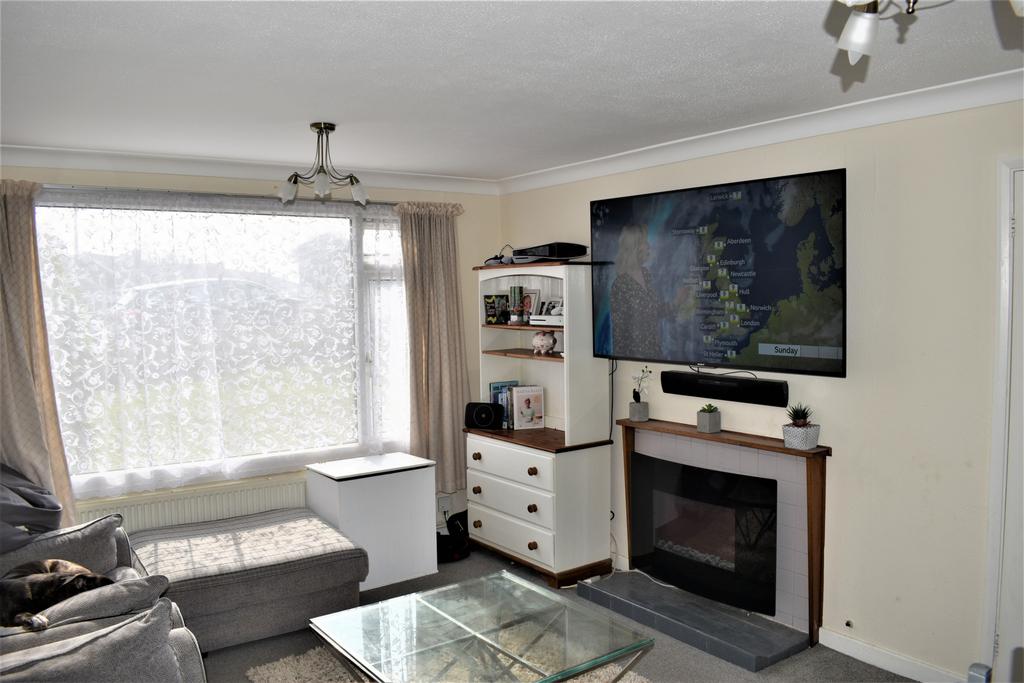 Windermere Avenue, Ramsgate, CT11 3 bed semidetached house £315,000