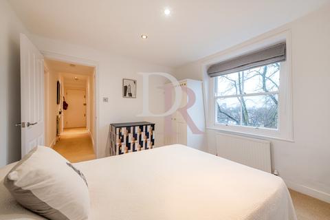 22b Canonbury Square, London, N1 2AL