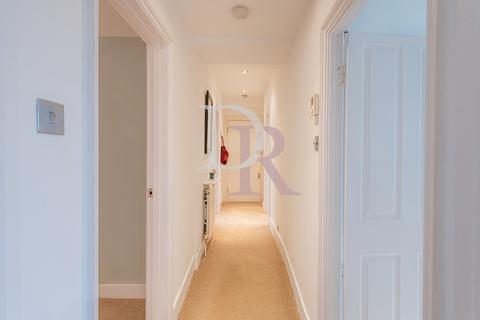 22b Canonbury Square, London, N1 2AL