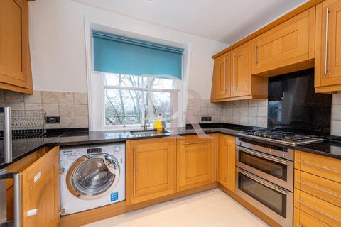 22b Canonbury Square, London, N1 2AL