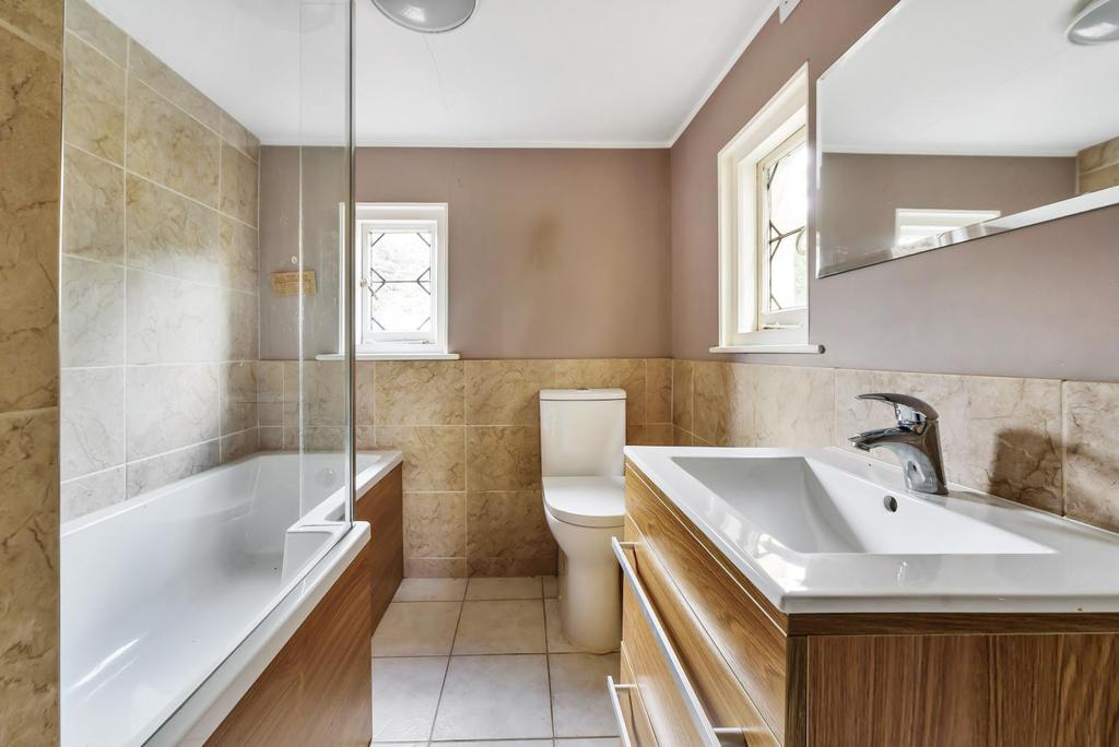 Further Bathroom