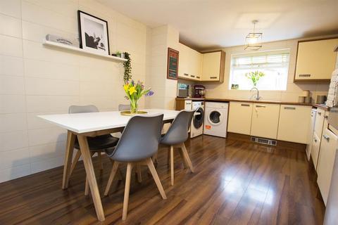 75 Yew Tree Drive, Blackburn, BB2 7DW