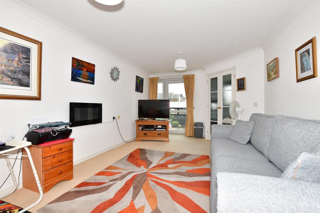 Harold Road, Cliftonville, Margate, Kent 1 bed flat for sale £100,000