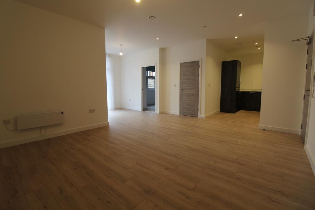 Bayard Plaza, Peterborough, PE1 2 bed apartment £1,100 pcm (£254 pw)