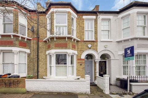30 Weiss Road, London, SW15 1DH