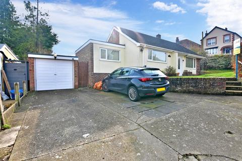 3 bedroom bungalow for sale - Cowper Road, River, Dover, Kent