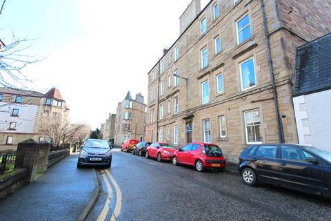 Dalgety Road, Meadowbank, Edinburgh, EH7