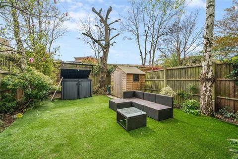2 bedroom apartment to rent, Malwood Road, London, SW12