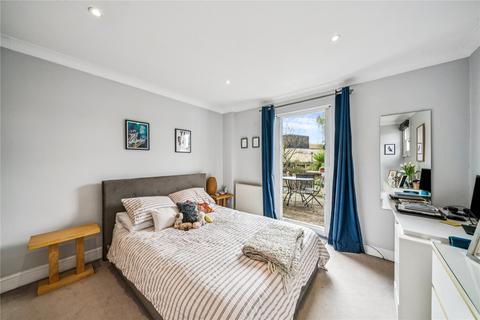2 bedroom apartment to rent, Malwood Road, London, SW12