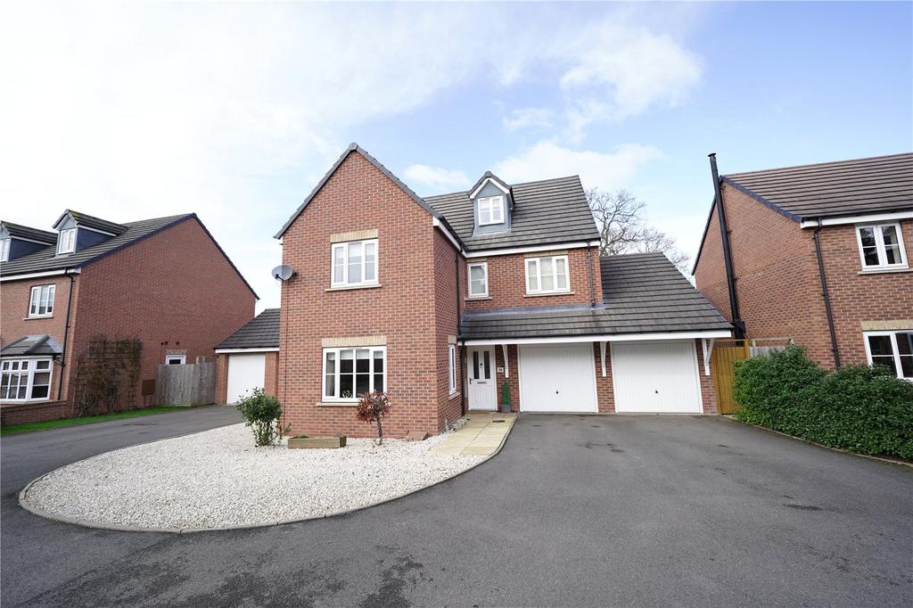 Hough Way, Shifnal, Shropshire, TF11 5 bed detached house £525,000