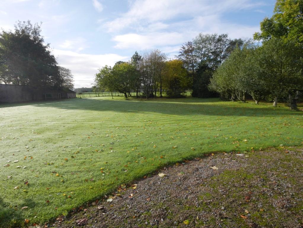 Riverside Grange and The Cottage, Holywood, Dumfri