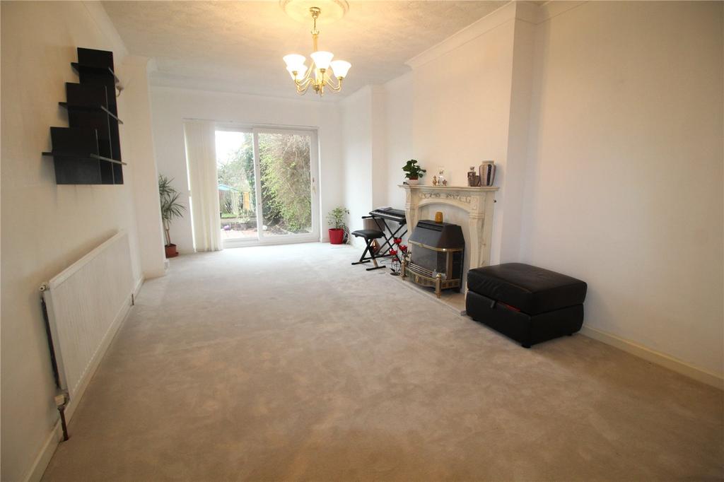 Keswick Road, Solihull, B92 4 bed semidetached house £1,395 pcm (£