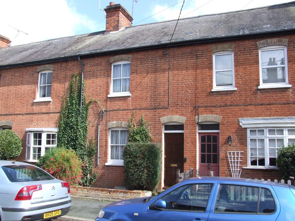 Norton Road, Ingatestone, CM4 2 bed terraced house £1,150 pcm (£265 pw)
