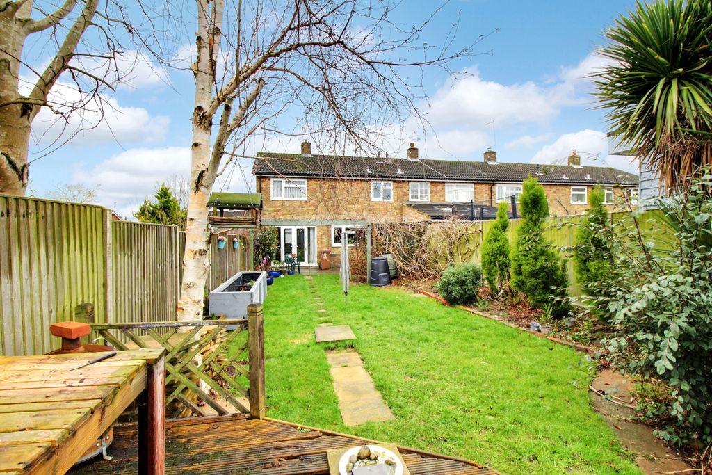 Raleigh Crescent, Stevenage SG2 0EQ 3 bed end of terrace house for sale