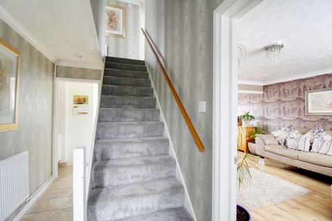 8 Raleigh Crescent, Stevenage, SG2 0EQ