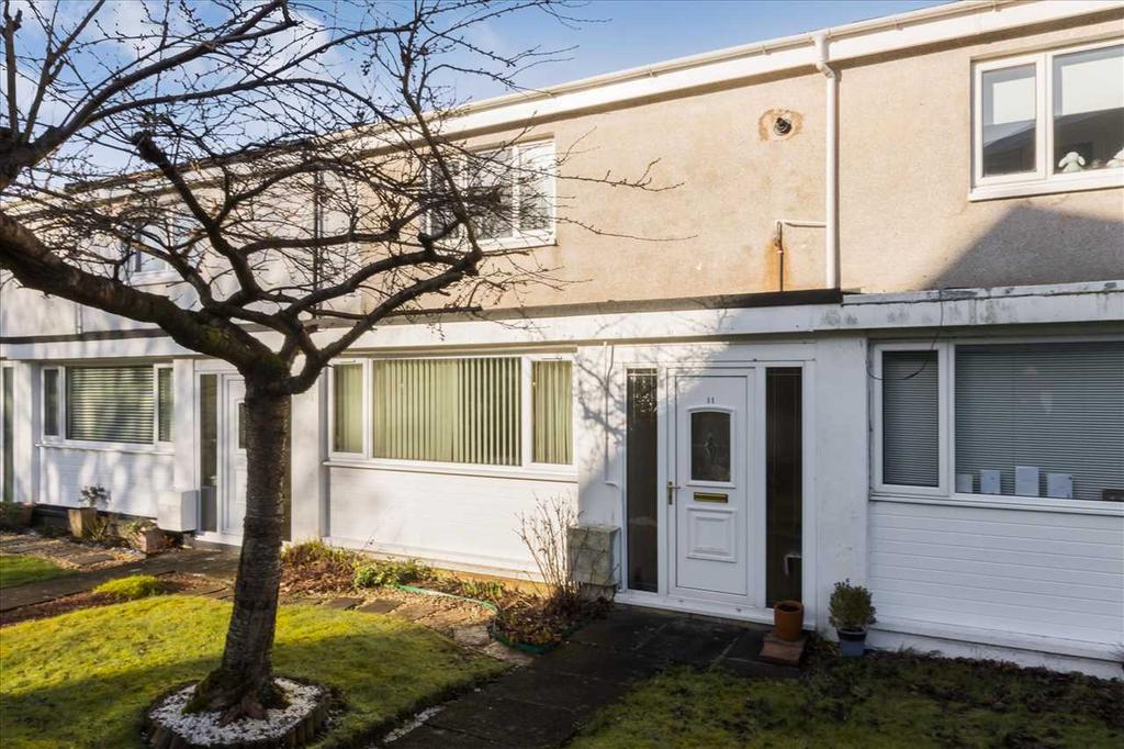 new-plymouth-original-newlandsmuir-2-bed-terraced-house-120-000