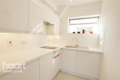 Studio to rent, Worple Road, SW19