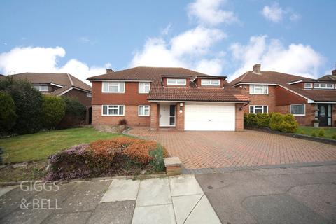3 Sunset Drive, Luton, LU2 7TN