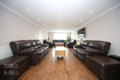 3 Sunset Drive, Luton, LU2 7TN