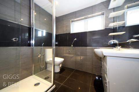 3 Sunset Drive, Luton, LU2 7TN