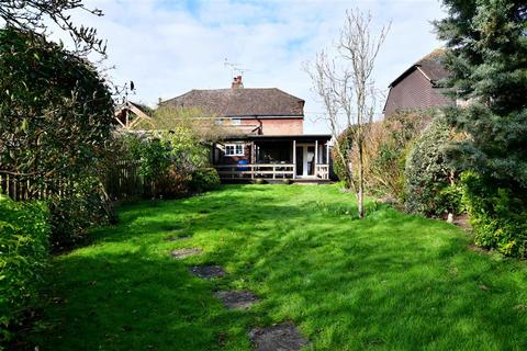 13 Chulkhurst, Biddenden, Ashford, TN27 8ED