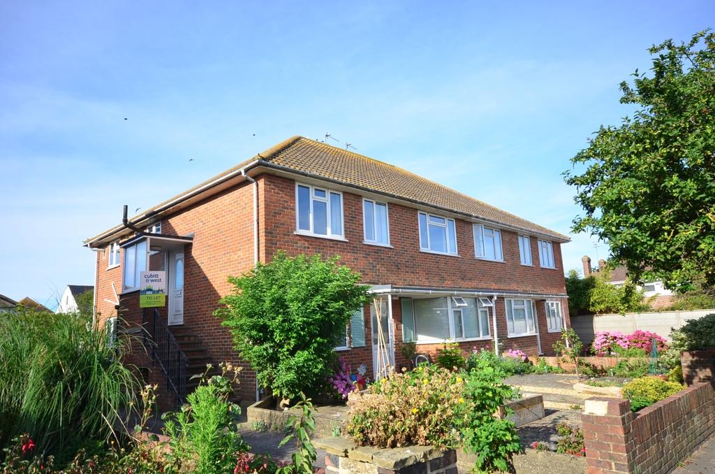 Latimer Road Worthing BN11 2 bed £1,050 pcm (£242 pw)