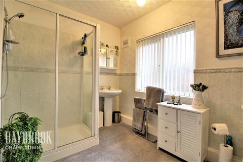 90 Greengate Lane, High Green, Sheffield, S35 3GT