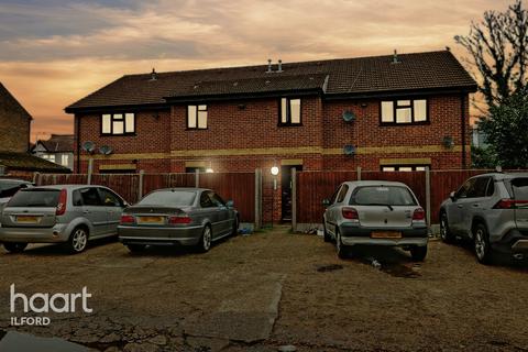 112 Castleton Road, Ilford, IG3 9QS