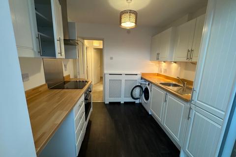 2 bedroom bungalow to rent, Holmwood Close, Duston, Northampton, NN5