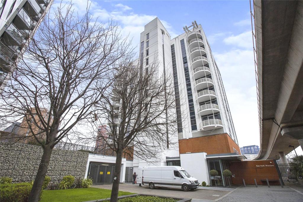 Blackwall Way, London, E14 2 bed penthouse £750,000