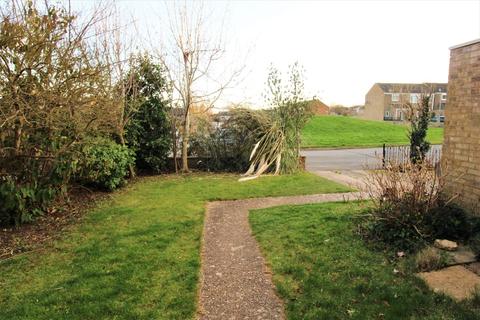 62 Dinglederry, Olney, MK46 5ET