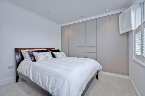5, Royal Thames Walk Claygate Lane, Thames Ditton, KT7 0DL