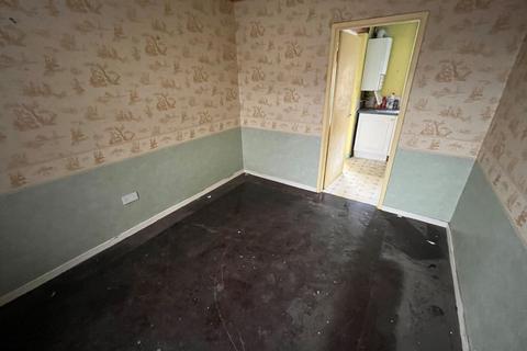 28 Brandon Close, West Bromwich, B70 8JR