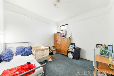 126 Allison Road, London, N8 0AS