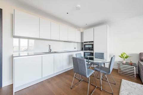2 bedroom apartment to rent, Altissima House, 340 Queenstown Road, London, SW11